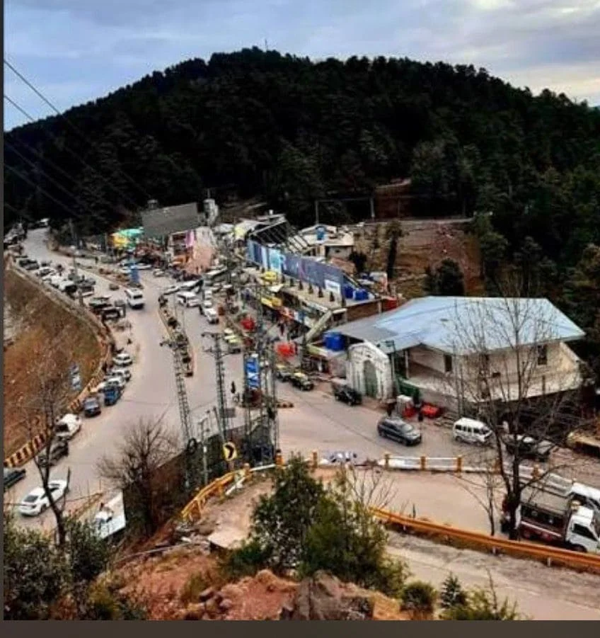 Jheeka Gali Bazaar