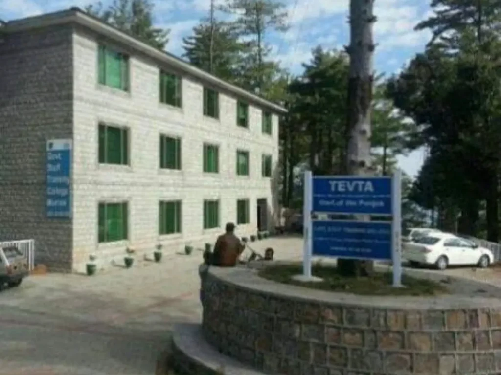 TEVTA College